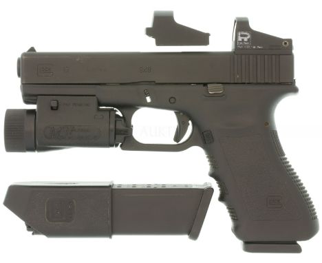  LL 110mm, schwarzes Polymergriffstück, Safe-action-Abzug, Rotpunktzielgerät, Korn mit weissen Farbmarkierungen. Griffstück m
