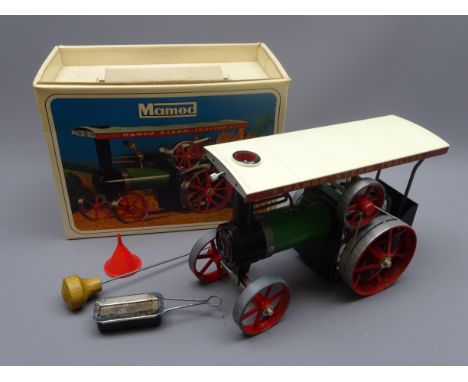 Mamod Steam Traction Engine T.E.1a, boxed with steering extension Condition Report Click here for further images, condition, 