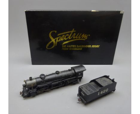 Bachmann 'H0/00' gauge - Spectrum Master Railroader Series USRA Light 4-8-2 Mountain Locomotive 'Frisco' No.4422, boxed Condi