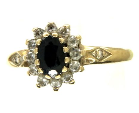 9ct gold sapphire and stone set ring, size O/P, 2.5g. P&amp;P Group 1 (£14+VAT for the first lot and £1+VAT for subsequent lo