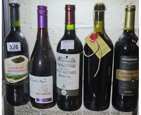 Five bottles of mixed red wine including 2001 Fosco (5). P&amp;P Group 3 (£25+VAT for the first lot and £5+VAT for subsequent