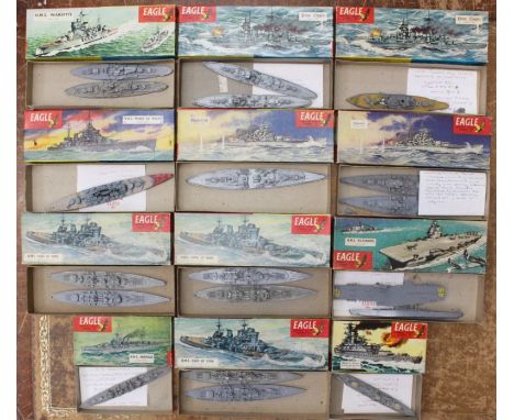 Eaglewall: A collection of assorted model kit ships, in made condition, contained within various Eaglewall 1/1200 Scale boxes