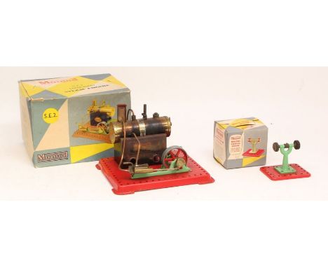 Mamod: A boxed Mamod S.E.2. Stationary Steam Engine, generally in good condition, untested for working order. Original box. T