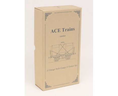 ACE Trains: A boxed ACE Trains, O Gauge, Tanker Set A 'Pratt's'. Original box with foam insert, general wear expected with ag