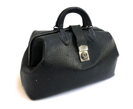 A vintage leather doctor's bag, 41cm wide 