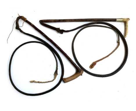 A ladies hunting whip with leather thong and lash; together with a blackthorn child's hunting whip, leather thong and lash (2