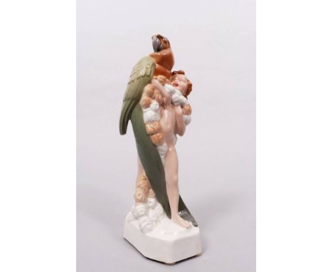 "Faun mit Papagei", Entwurf Anton Puchegger (1878, Payerbach am Semmering - 1917, Davos) für KPM-Berlin, um 1910 Porzellan, U
