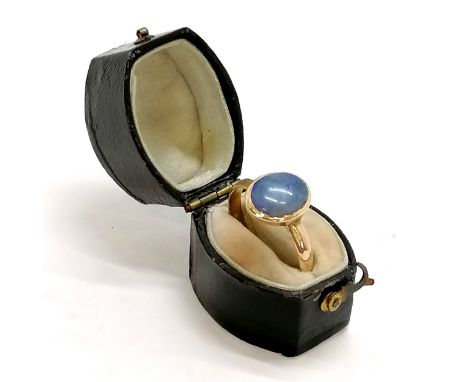 Antique unmarked gold (touch tests as 18ct) ring set with a cabochon opal - size R½ &amp; 3.1g total weight in original antiq