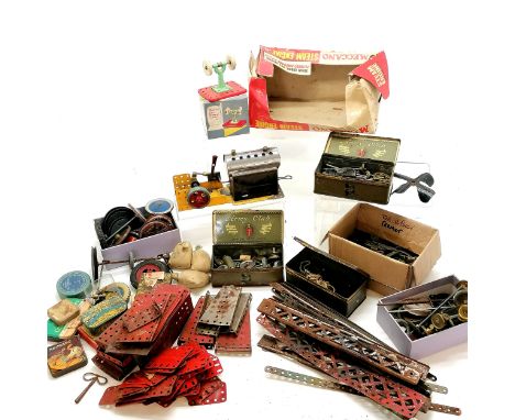 Qty of vintage Meccano t/w Meccano steam engine, Mamod polishing machine etc 