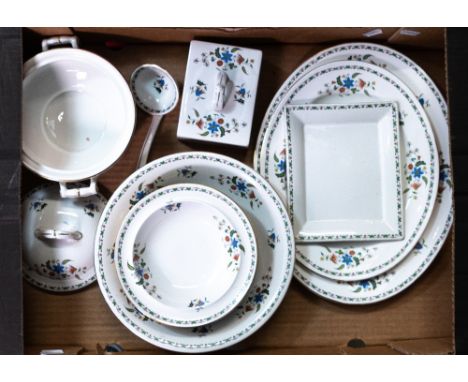 Shelley Chelsea pattern 11280 consisting of oval platters x2, rectangler butter dish, lidded soup tureen with original ladle,