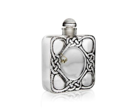  RENÉ LALIQUE (1860-1945) 5 FLEURS SCENT BOTTLE, FORVIL - 12 designed 1926clear, frosted and black enamelled&nbsp;moulded R. 