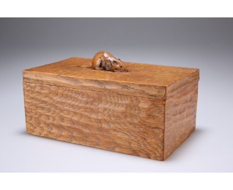 ROBERT THOMPSON OF KILBURNA MOUSEMAN OAK TRINKET BOX, MID 20TH CENTURY, rectangular, the lift-off lid with carved mouse signa