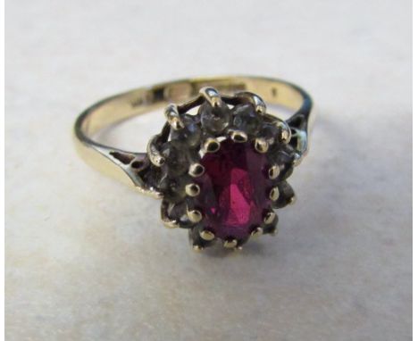 9ct gold ruby created ruby with spinel stones ring size N/O