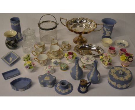 Various Wedgwood Jasperware, silver plate, ceramic posies, Alvingham vase etc