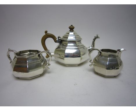 A George V/Edward VIII Britannia Standard silver three piece octagonal Tea Service, London 1935/36