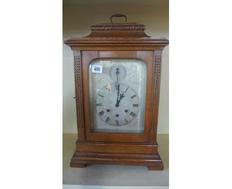 An oak chiming bracket clock with a Gustav Becker movement - Height 48cm