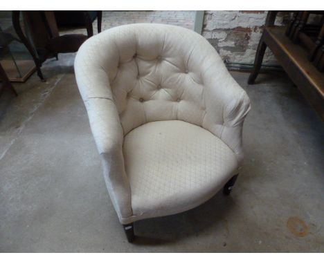 A button back Edwardian tub chair - Height 73cm 