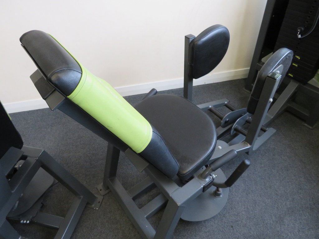 LIFE FITNESS WEIGHT LOADED HIP ABDUCTOR MACHINE; 1600 X 580 X 1440MM