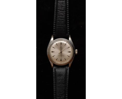 Rolex - a Tudor Oyster Royal gentleman`s wristwatch, brushed silvered dial, arrow batons, centre seconds, 17 jewel 1156 cal m