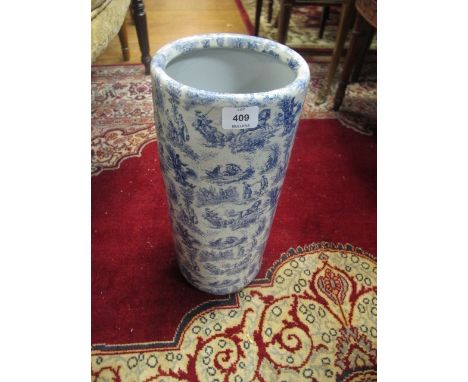 A BLUE AND WHITE DECORATED STAFFORDSHIRE STICK STAND