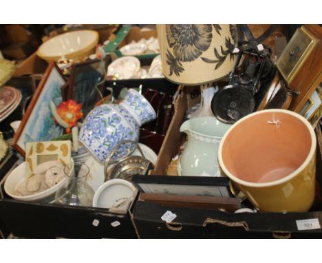 TWO TRAYS OF CERAMICS TO INCLUDE A PAIR OF SCALES