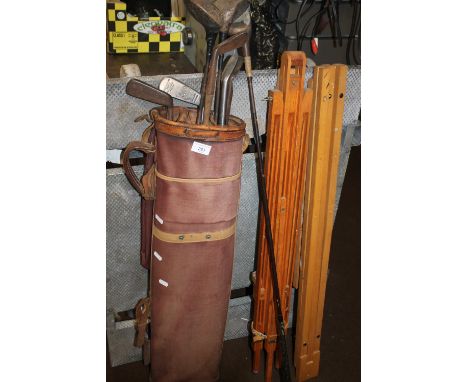 A COLLECTION OF VINTAGE GOLF CLUBS TO INCLUDE HICKORY TOGETHER WITH TWO ARTIST'S EASELS