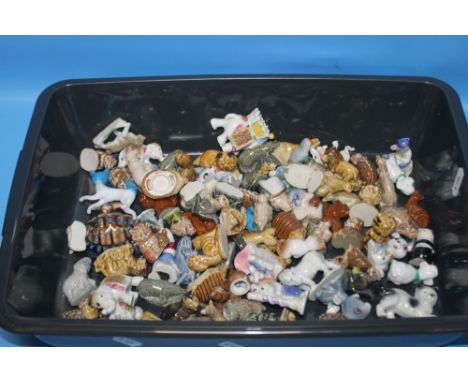 A QUANTITY OF ASSORTED WADE WHIMSIES