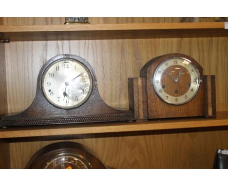 TWO MANTEL CLOCKS TO INCLUDE A NAPOLEON HAT STYLE