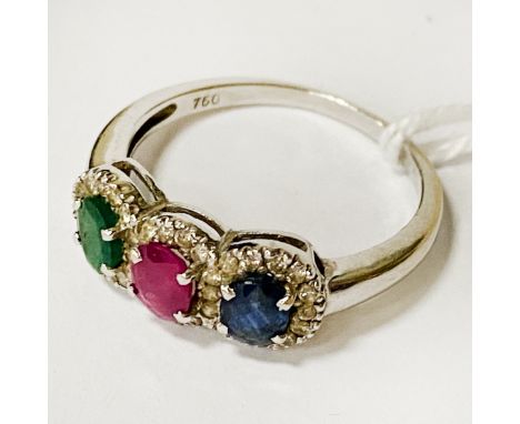 18CT GOLD SAPPHIRE, RUBY, EMERALD &amp; DIAMOND RING -SIZE P