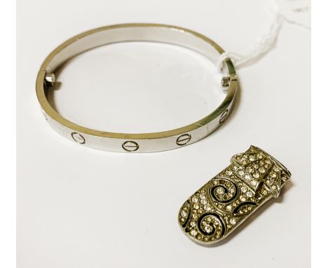 18CT GOLD BRACELET 17.5 GRAMS WITH A PALLADIUM MONEY CLIP 7.9 GRAMS APPROX
