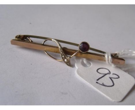 9ct amethyst and pearl set brooch     