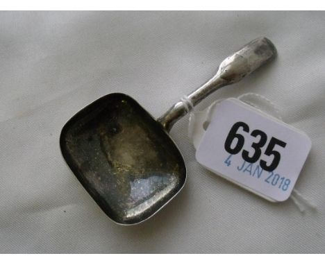 Caddy spoon with shovel shaped bowl, by IT. Birm    