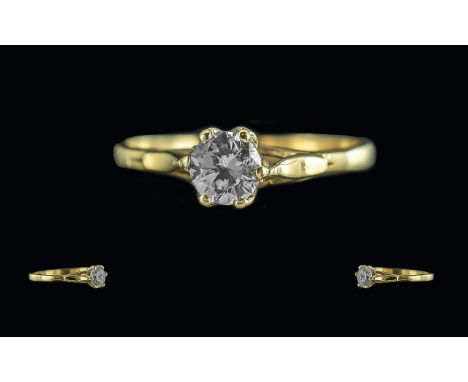 A Fine 9ct Gold Single Stone Diamond Ring -  The Round Brilliant Cut Diamond is of excellent colour / clarity. Estimated Diam