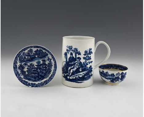 Three items of Worcester blue and white porcelain, including a large crescent mark mug, circa 1775, in the Le Peche and Le Da
