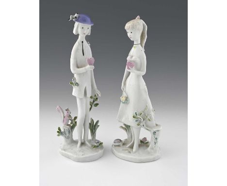 Raymond Peynet for Rosenthal, Cavalier with Heart and Girl with Heart, a pair of Studio Line porcelain figures, model 5093 an