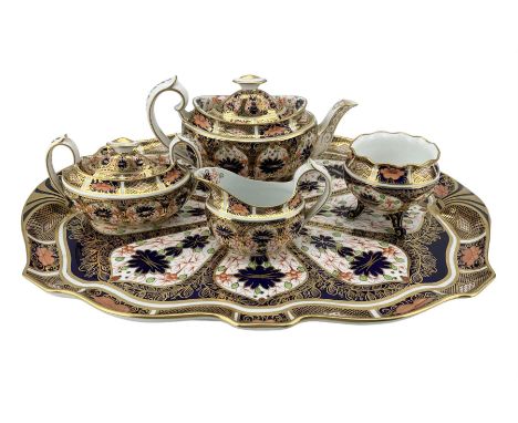 Early 20th century Royal Crown Derby Old Imari tea set set, pattern no. 1128, comprising a large twin-handled tea tray c1923,