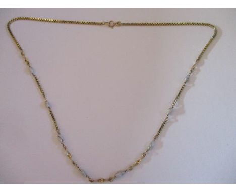 A 9ct gold and seed pearl necklace, 40 cm long 