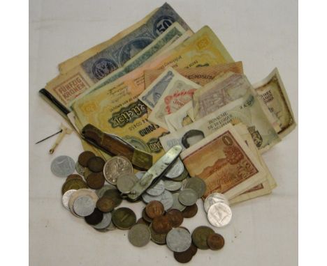 Vintage World banknotes, mother of pearl fruit knife, brooch, etc.