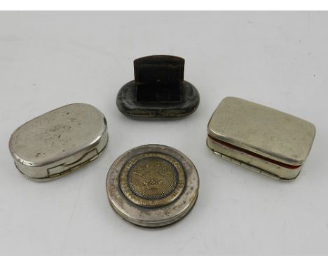 A horn and white metal snuff box, together with three further white metal snuff boxes. (4)