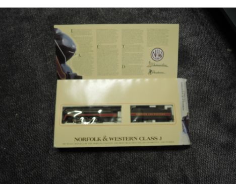 A Bachmann 41-0658-A4 HO scale Norfolk &amp; Western 4-8-4 Loco &amp; Tender 600, boxed