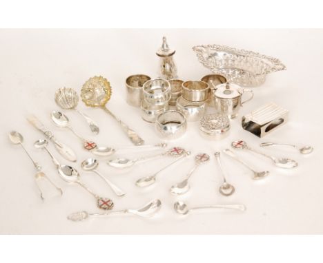 A small parcel lot of assorted hallmarked silver and white metal items to include flatware, bon bon dish, napkin rings, sifti