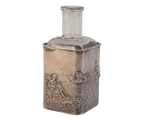 A VICTORIAN SILVER MOUNTED CLEAR GLASS INKWELL the mount by George Nathan and Ridley Hayes, Chester 1899, stamped to base Rog