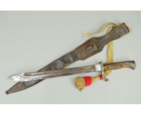 A WWI ERA GERMAN SAWBACK BAYONET BY 'ERFURT', complete with metal and leather scabbard/frog attachment etc, 1898 model, all c