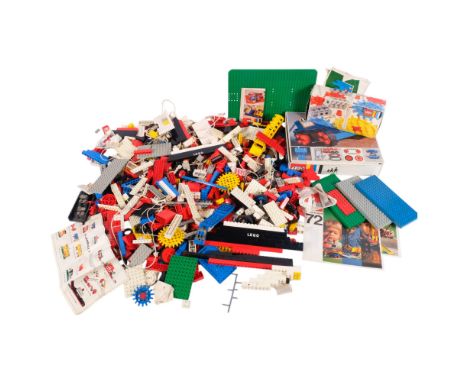 A large quantity of Vintage LEGO