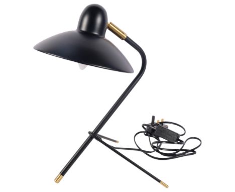 Di Classe, an Arles mid-century style desk lamp, by Domei Endo, with adjustable shade, in working order with LED bulb