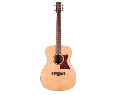 Tanglewood Sundance acoustic guitar; Back and sides: maple; Top: natural; Fretboard: rosewood; Frets: good; Hardware: good; O