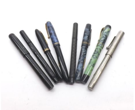 Vintage Fountain Pens: mixed lot including Stylomine 303 (France), Conway Stewart No 475 (poor, clip and nib missing), Burnha