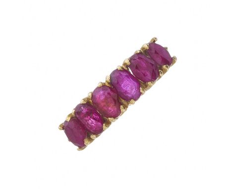 An 18ct gold slightly graduated ruby six-stone ring, estimated total ruby weight 2ct, ring size N, 2.6gOverall good condition