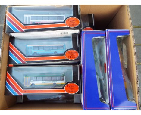 EFE Exclusive First Editions - 18 diecast 1:76 scale model buses and coaches, all appear mint in mint window boxes - Est £40 