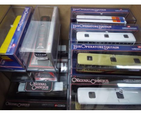 Original Omnibus - 20 diecast 1:76 scale model buses and coaches, all appear mint in mint transparent plastic cases - Est £50